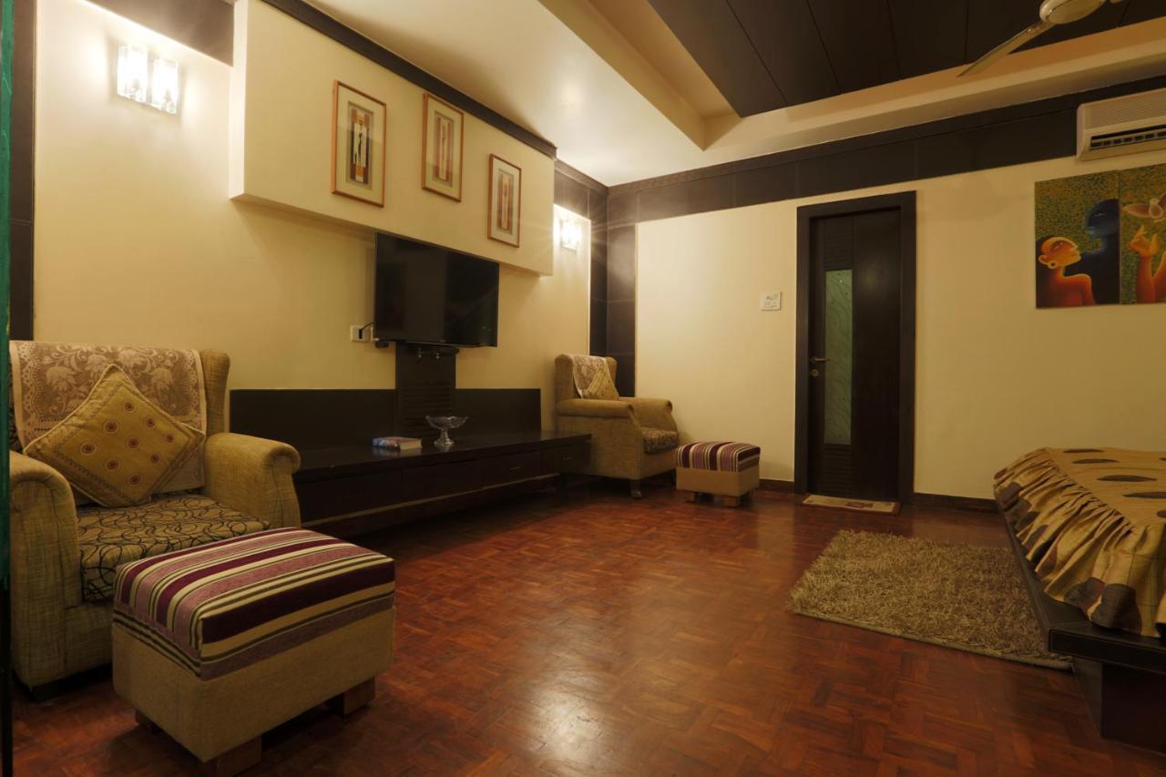 Hotel The Manor - A Boutique Hotel Jorhat Bagian luar foto
