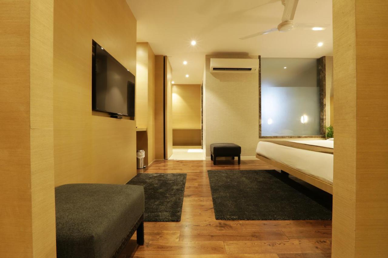 Hotel The Manor - A Boutique Hotel Jorhat Bagian luar foto