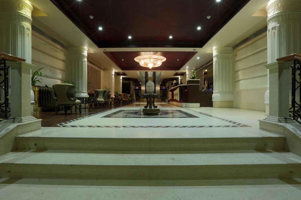 Hotel The Manor - A Boutique Hotel Jorhat Bagian luar foto