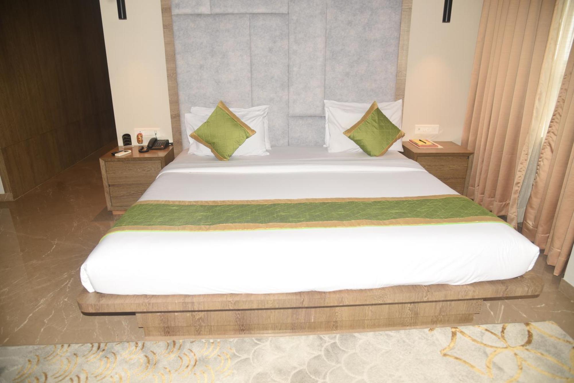 Hotel The Manor - A Boutique Hotel Jorhat Bagian luar foto