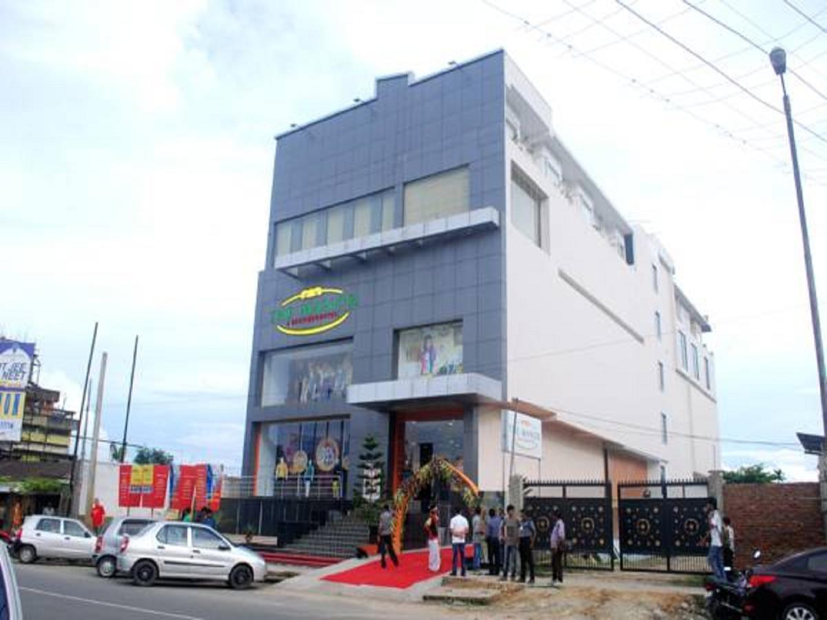 Hotel The Manor - A Boutique Hotel Jorhat Bagian luar foto