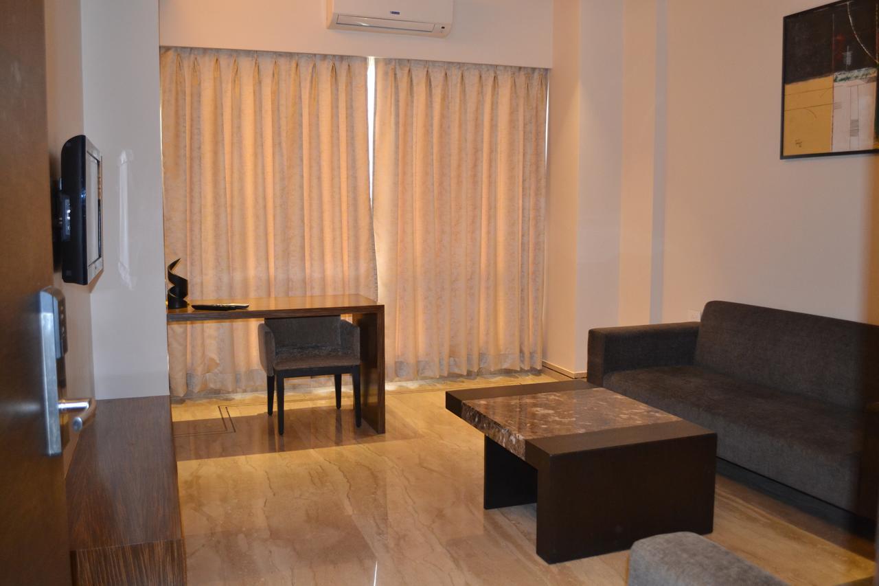 Hotel The Manor - A Boutique Hotel Jorhat Bagian luar foto